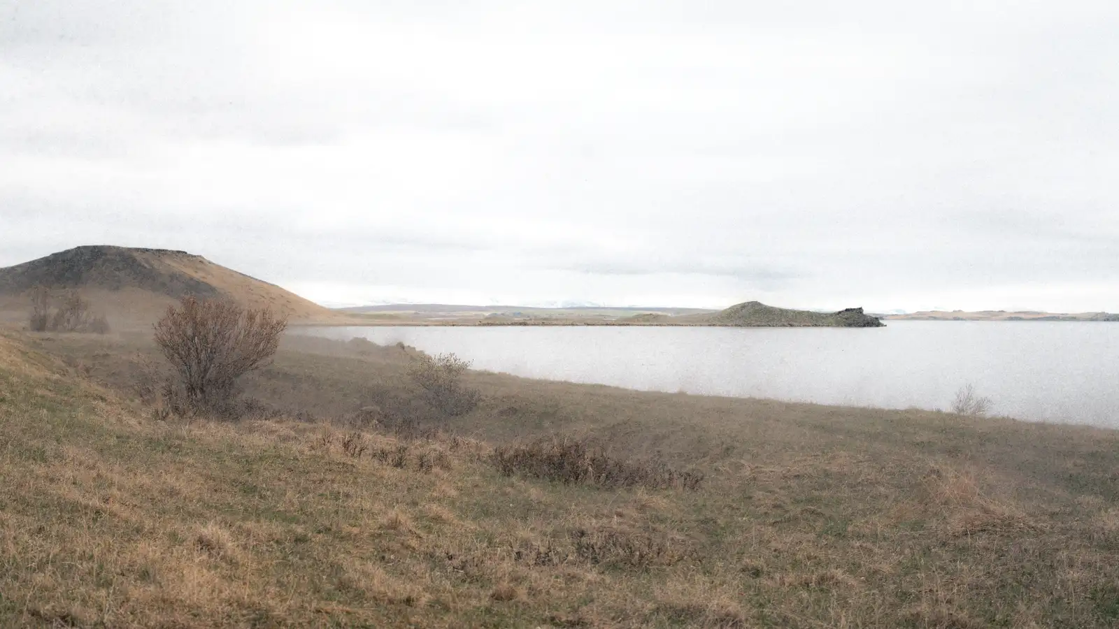 Mývatn vaknar af vetrardvala