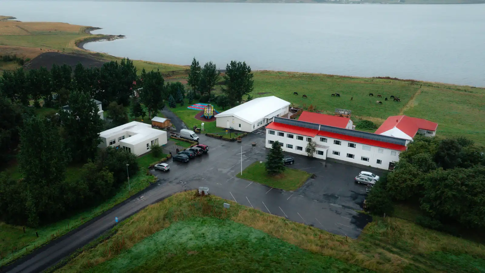 Grunur um myglu raskar skólastarfi í Hlíðarskóla