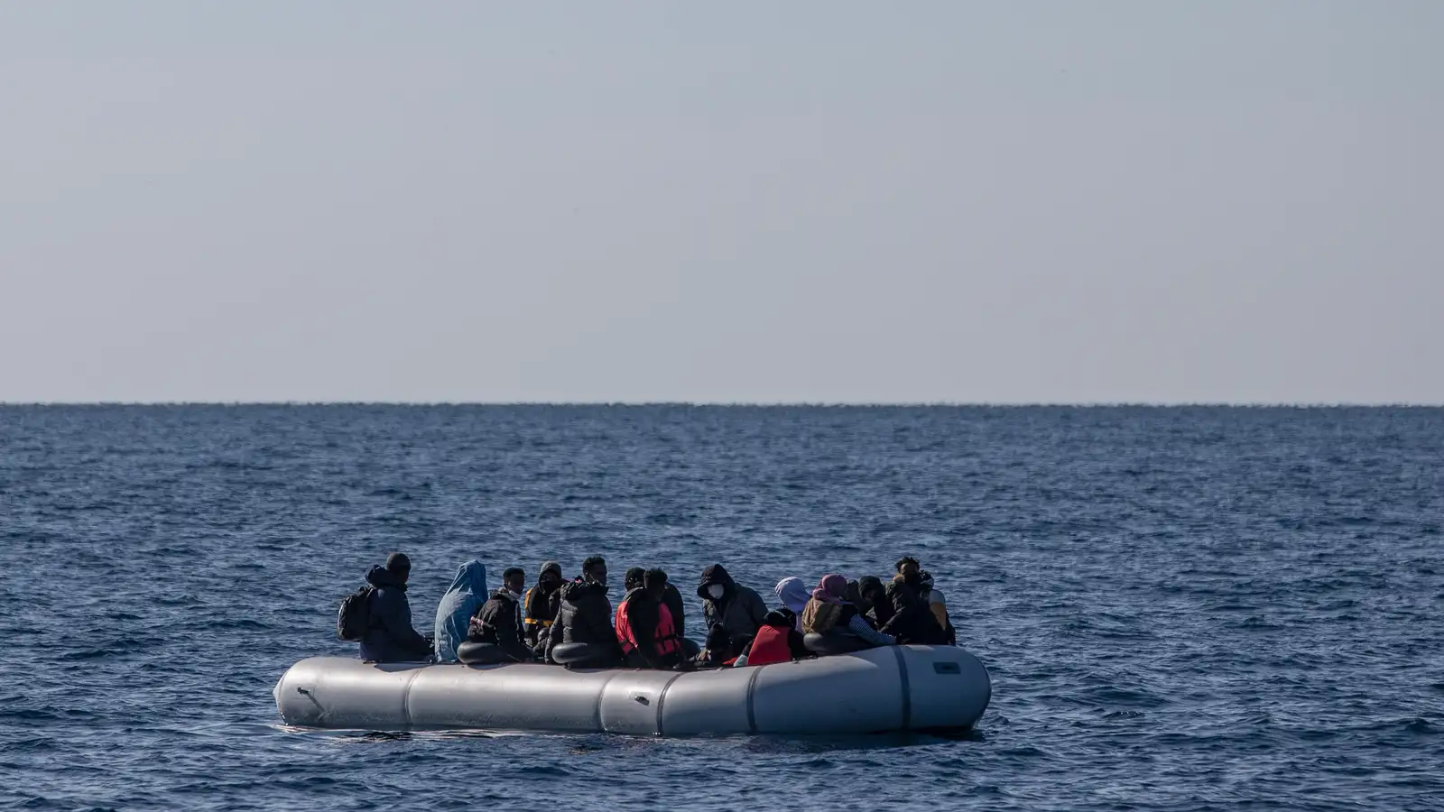 Minnst fjórtán flóttamenn fórust í Eyjahafi