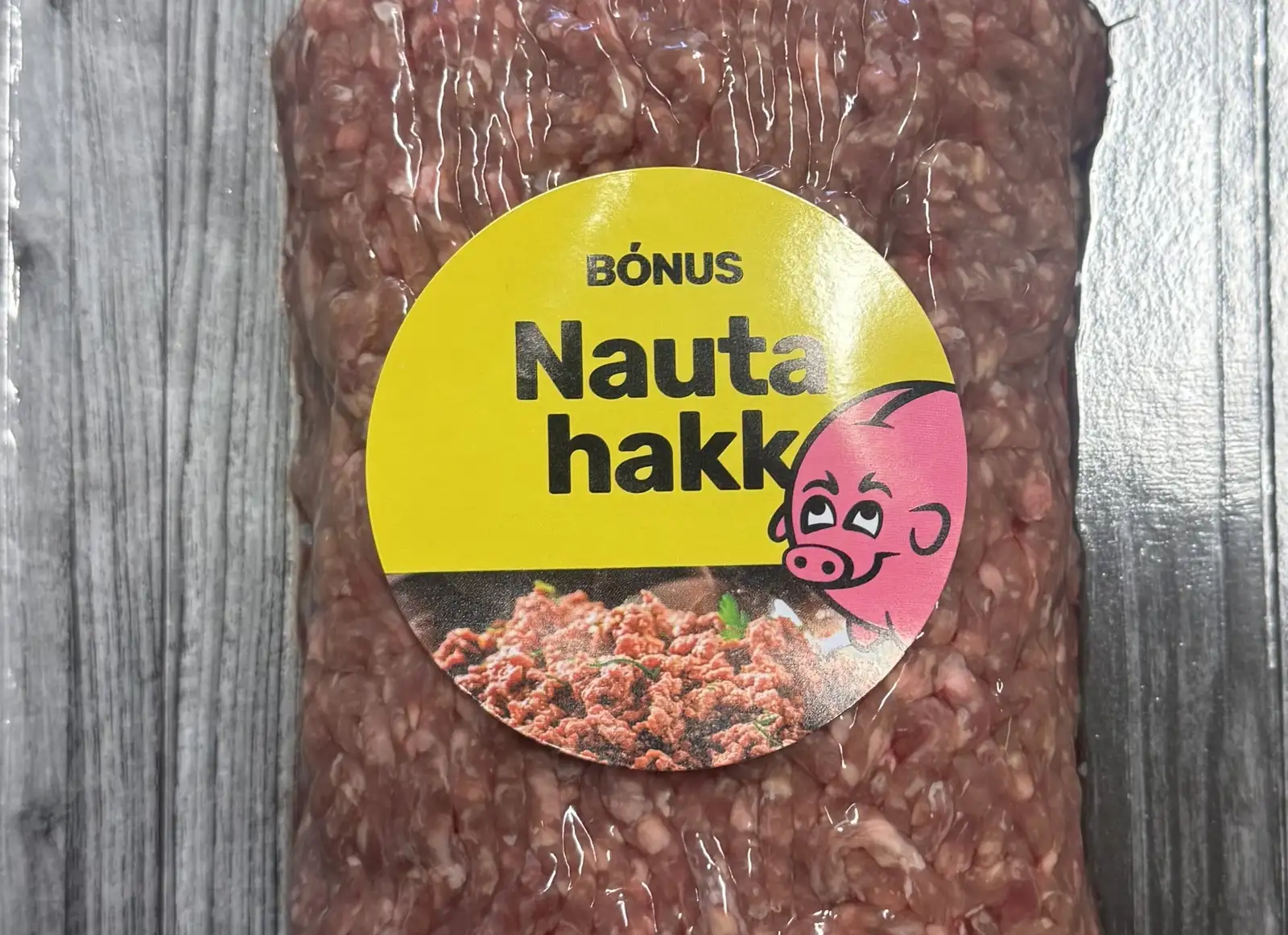 Umbúðir nautahakks frá Bónus.