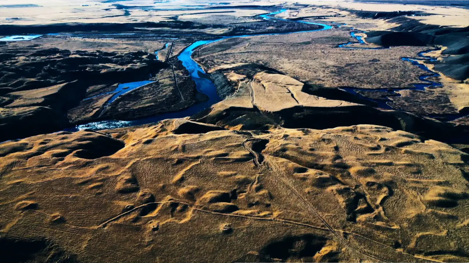 Uppgötvaði fornar bæjartóftir með dróna