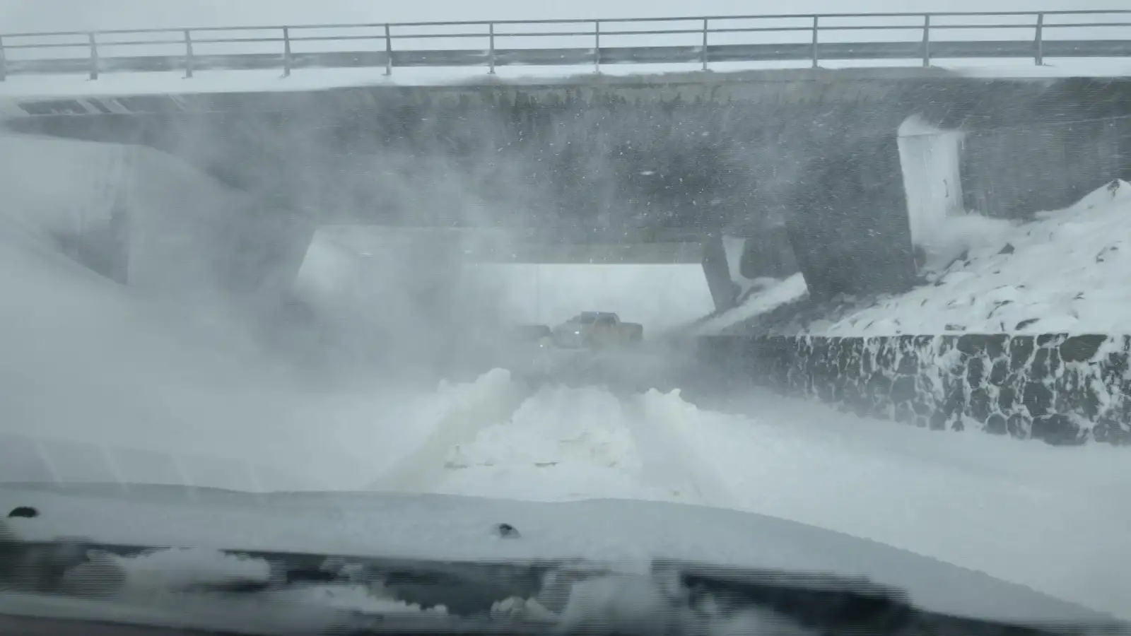 Lögregla hvetur fólk til að fara fyrr af stað á morgun