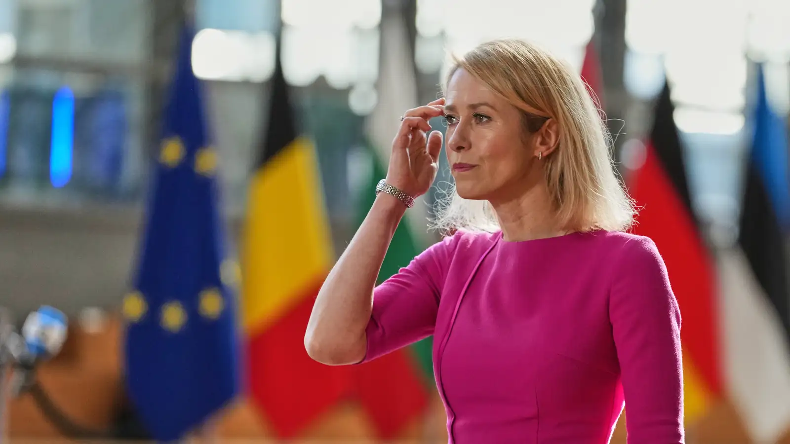 ESB skrifar undir varnarsamninga við Ísland, Ástralíu og Gana