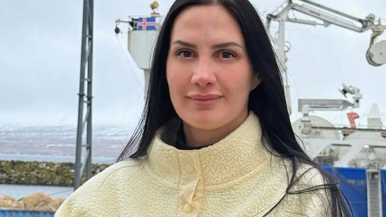 Bobana gagnrýnir að fá ekki að mæla á ensku á sveitarstjórnarfundum