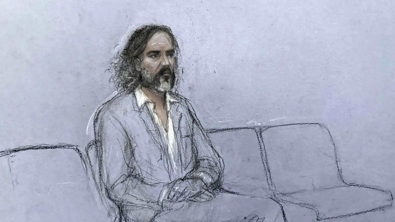 Saksóknari segir Russell Brand vera vægðarlausan nauðgara
