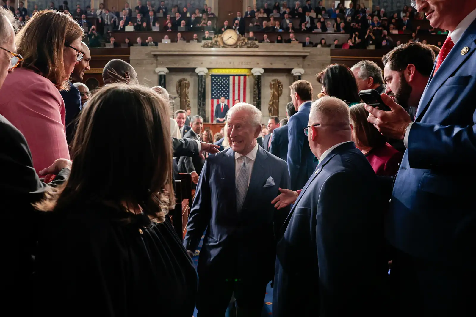 epa12920586 Britain's King Charles III (C) leaves after his address to a joint meeting of Congress in the House Chamber of the US Capitol in Washington, DC, USA, 28 April 2026. The British royal couple is on a four-day state visit to the US to mark the 250th anniversary of the Declaration of Independence.  EPA/KYLIE COOPER / POOL