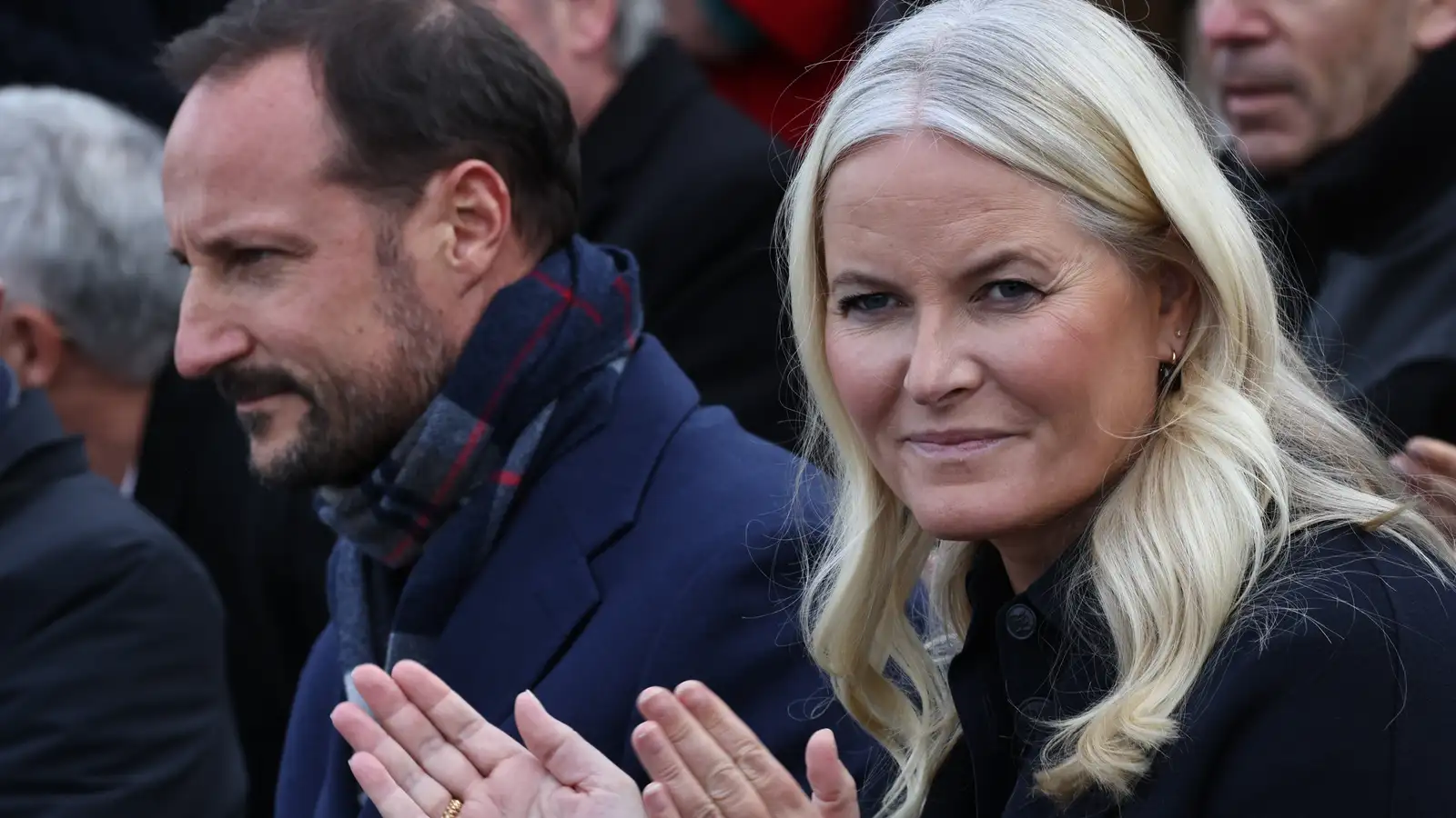 Nýbirt gögn varpa ljósi á mikil samskipti norsku krónprinsessunnar við Epstein