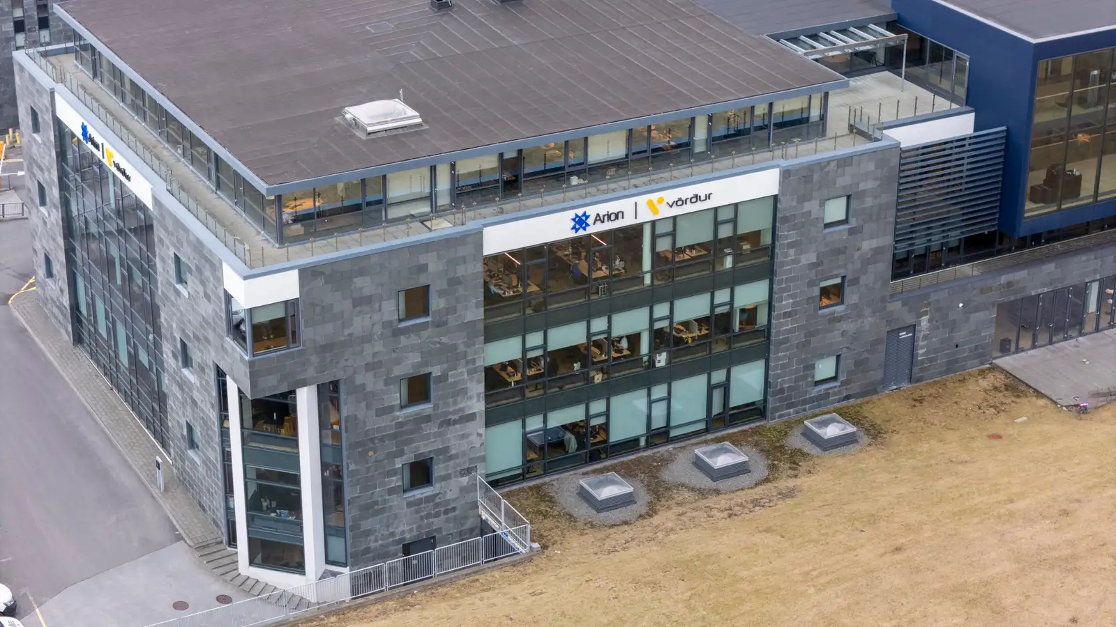 Myndir af höfuðstöðvum Arion banka í Borgartúni í Reykjavík.