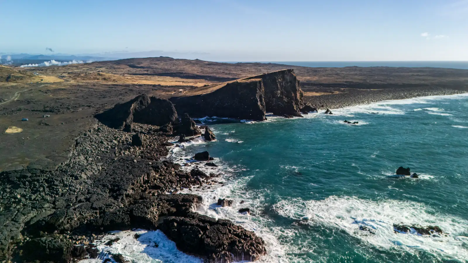 Nokkrir snarpir jarðskjálftar í hrinu út af Reykjanesi