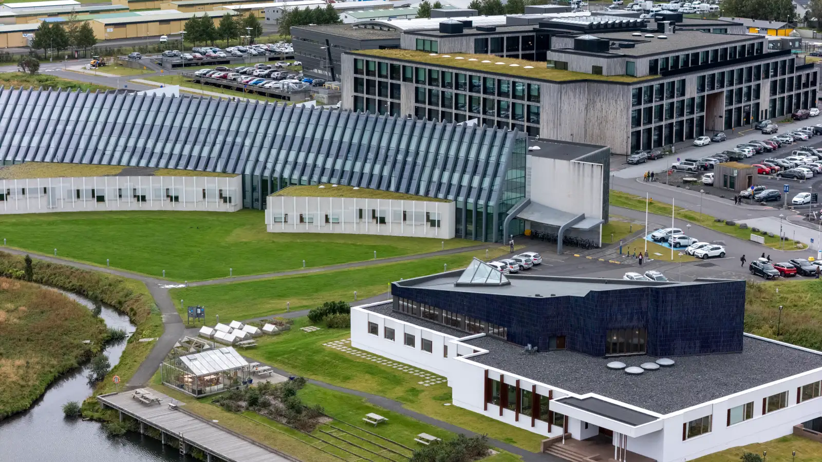 Stöðvuðu bjórkvöld framhaldsskóla í Sykursalnum