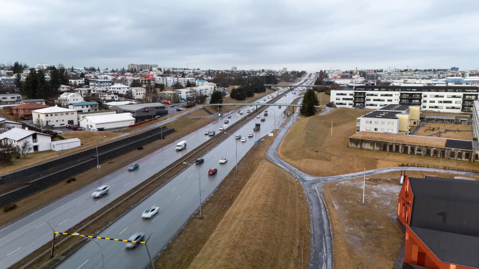 Rannsókn á banaslysi á Miklubraut í fullum gangi: „Myndin að teiknast upp“