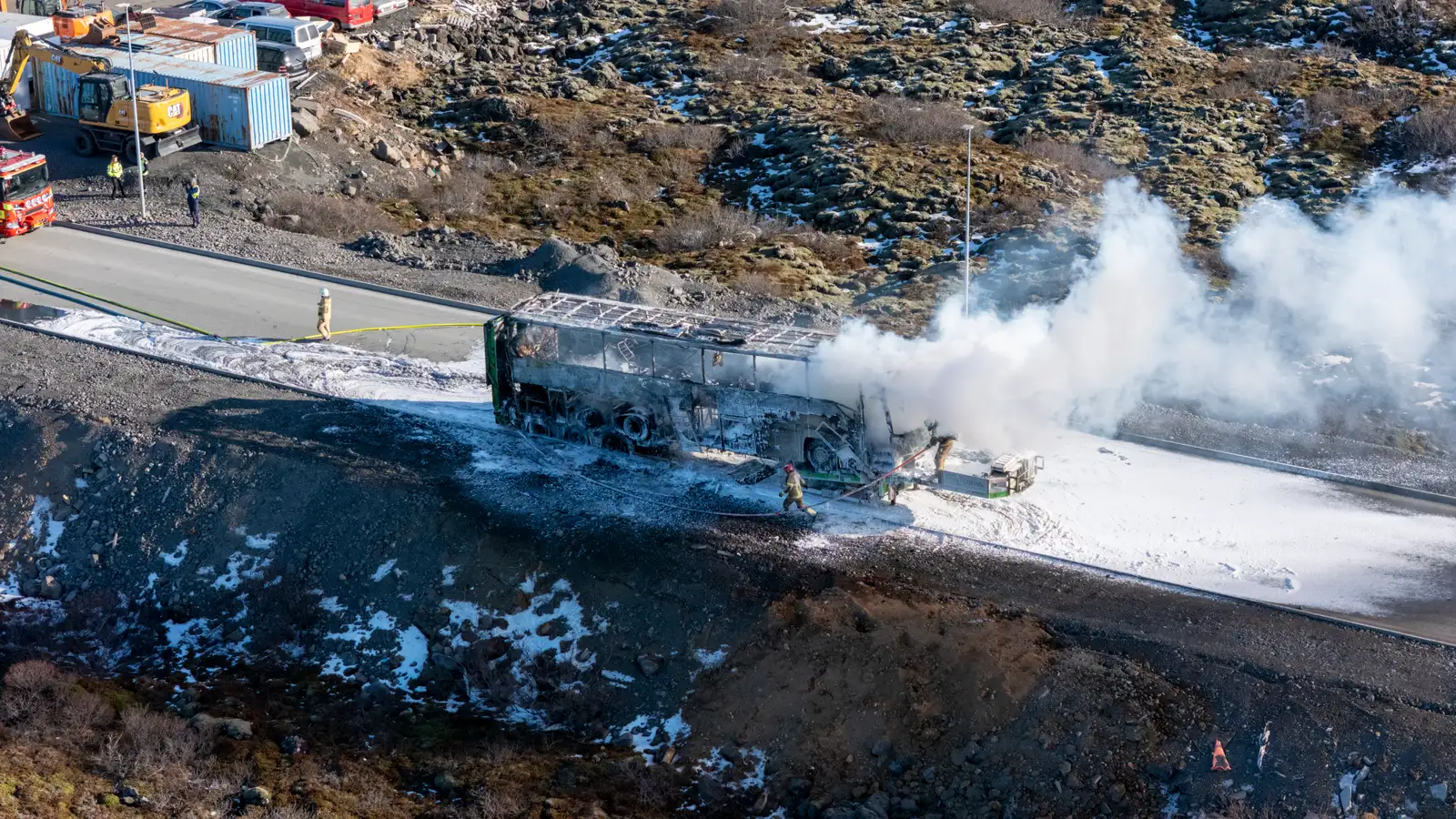 Rúta brann til kaldra kola í Hafnarfirði