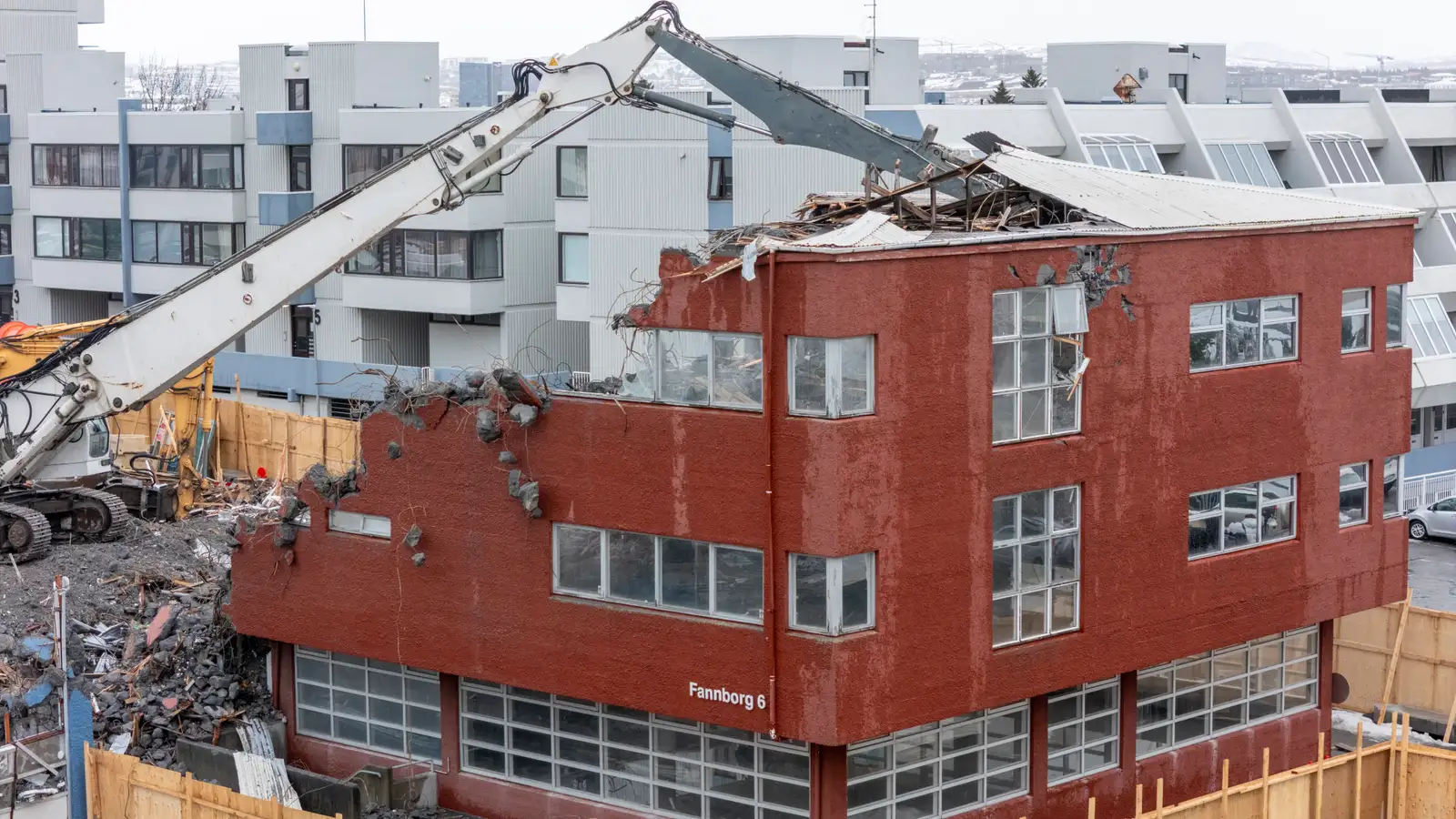 Niðurrif bygginga kemur kannski betur út í Excel-skjali en hver ætli kostnaðurinn sé fyrir samfélagið?