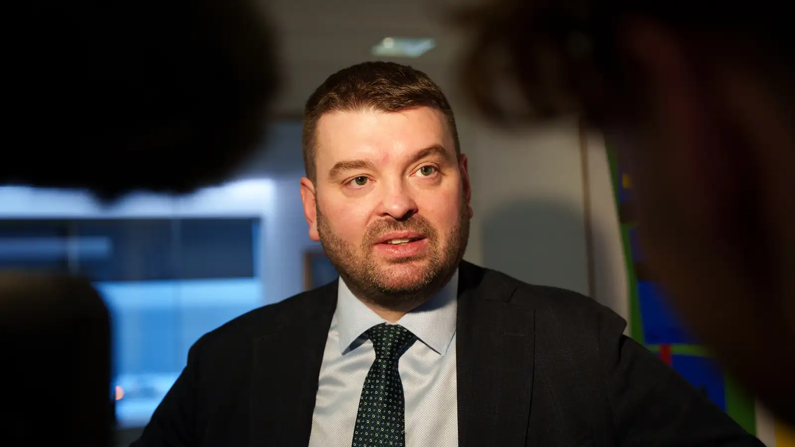 Ásmundur Einar fer fyrir nefnd um stráka