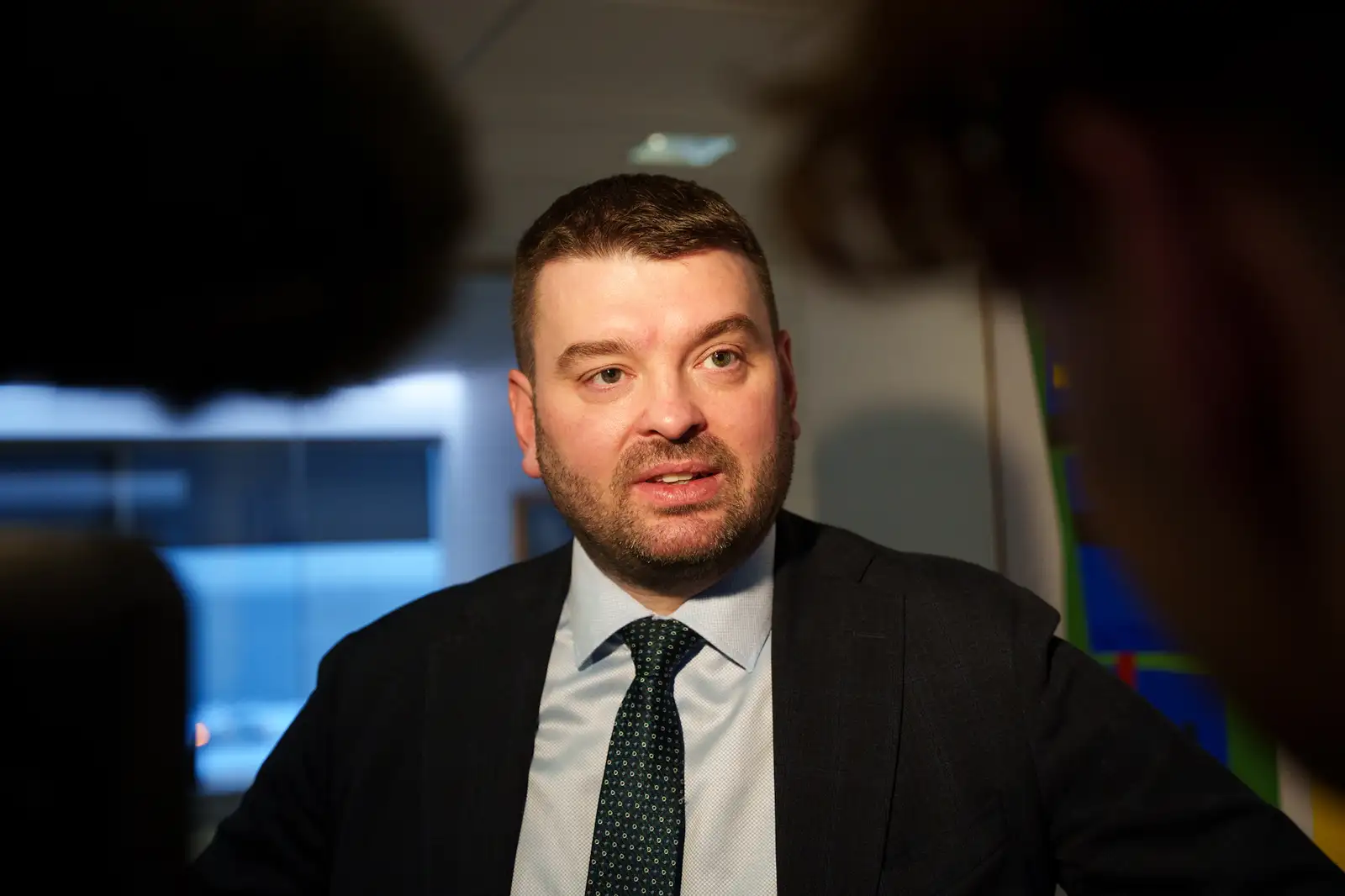 Ásmundur Einar segir skilið við stjórnmálin - RÚV.is