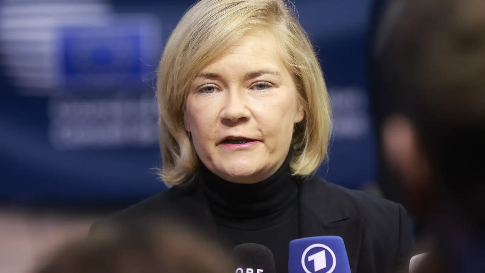 Stjórnvöld á Ítalíu og í Finnlandi vilja vísa Spáni úr Schengen