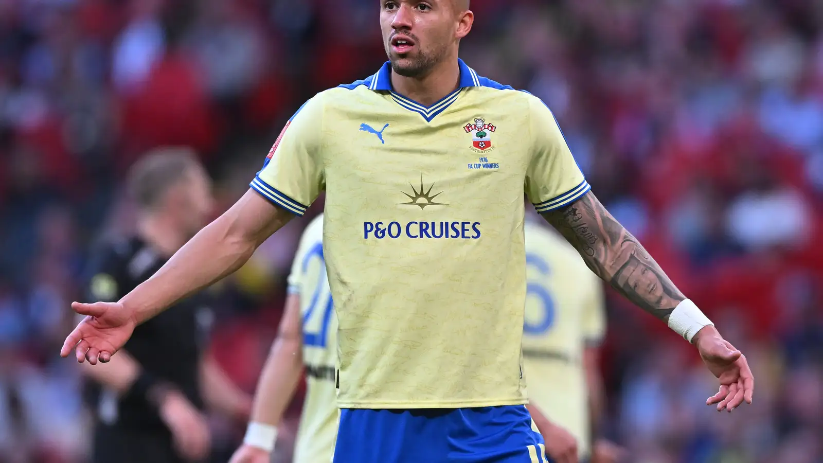 Southampton vísað úr umspilinu vegna njósna
