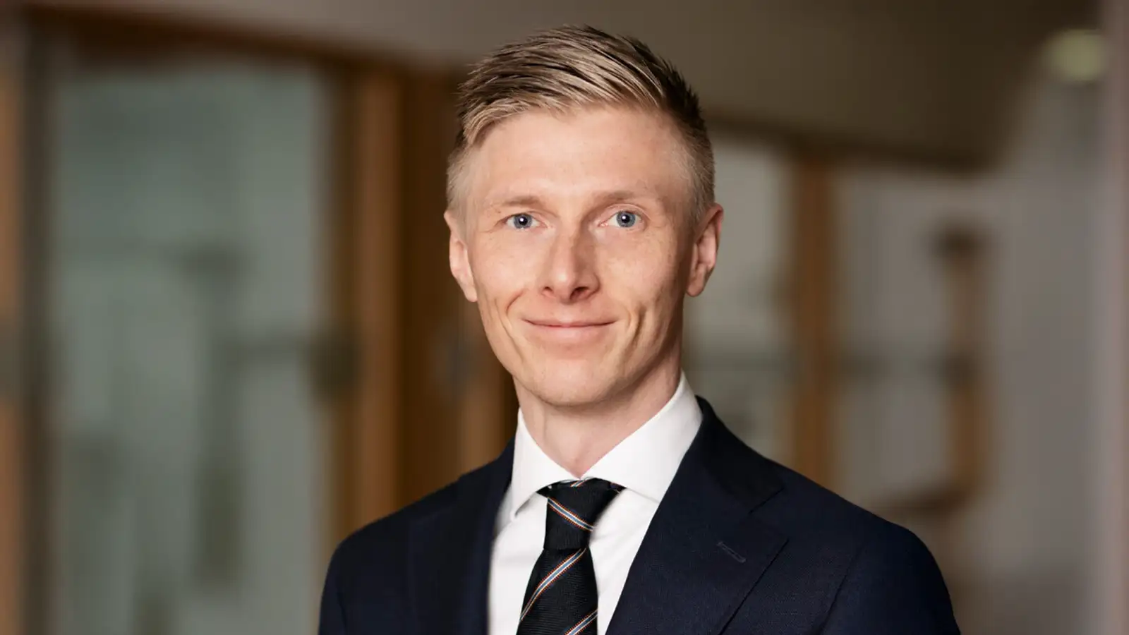 Of róttækar og almennar breytingar