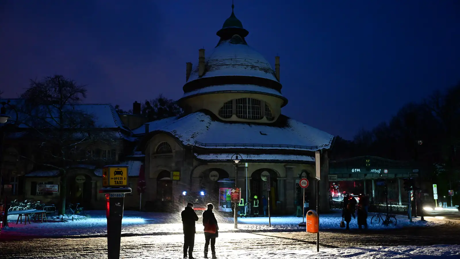 Öfgahópur segist hafa valdið rafmagnsleysi vegna græðgi valdastéttar