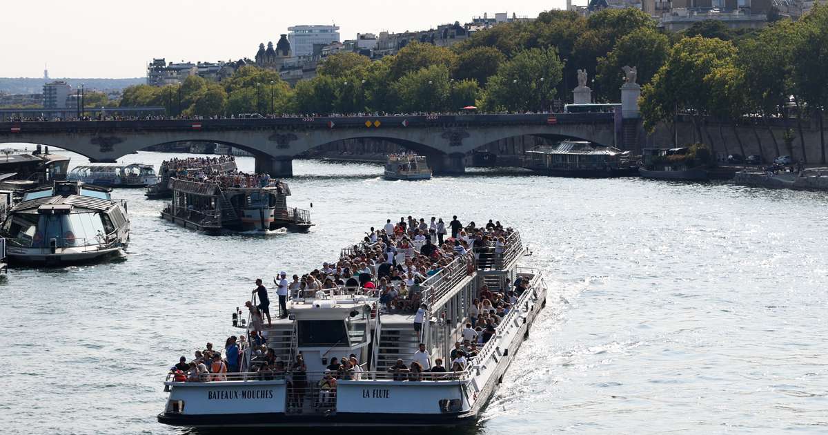Heimilislaus maður grunaður um fjögur morð í París - RÚV.is
