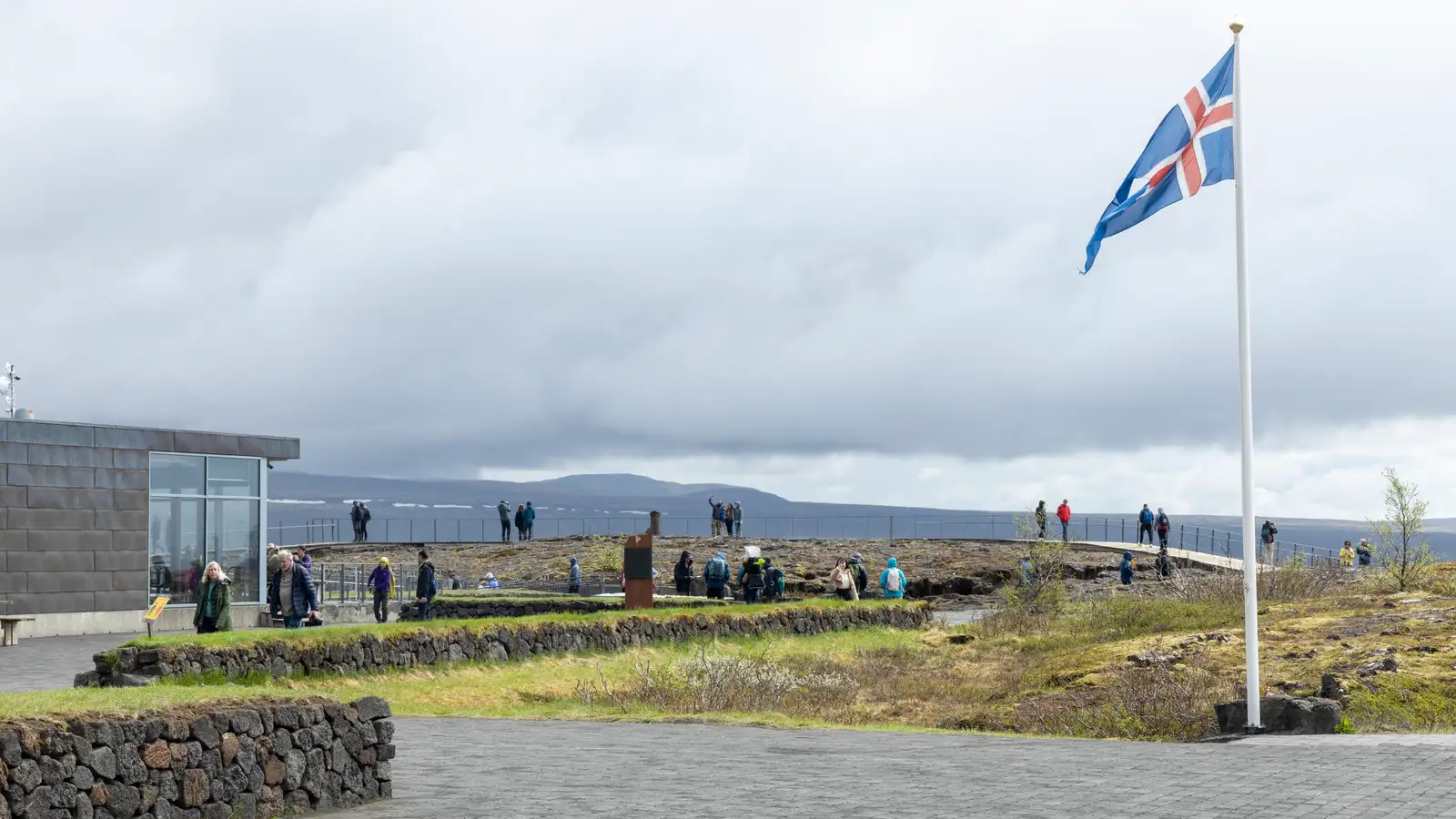 Nýtt innviðagjald á ferðamenn á að skila 6 til 7 milljörðum króna