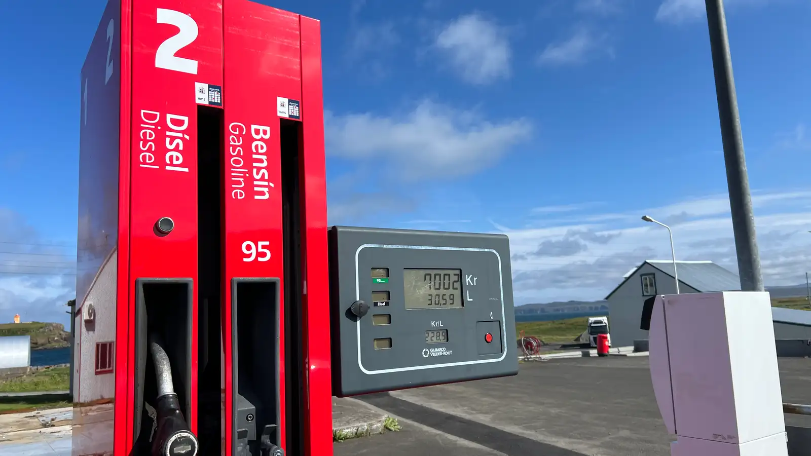 Verðbólga stöðvuð við 5,9% – eldsneytisverð heldur þrýstingi