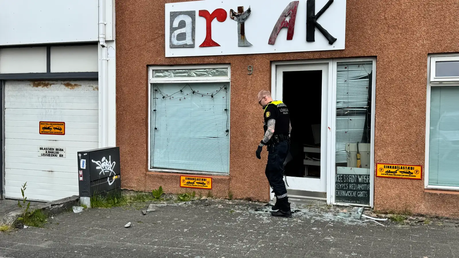 Lögregla með viðbúnað í Skipholti