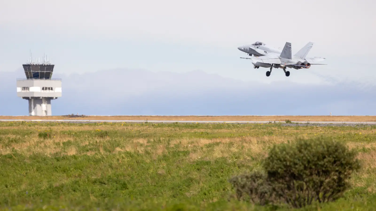 Stöðug dvöl herliðs og heræfingar hluti af fælingarmætti Íslands