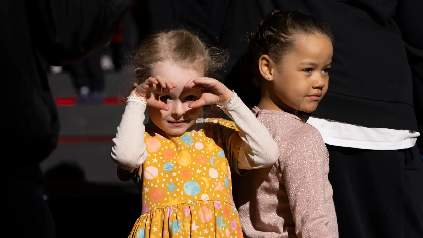 Söngvavor Barnamenningarhátíðar í Eldborgar sal Hörpu 21. apríl 2026. Þar sem 5 til 6 ára leikskólakrakkar koma saman og syngja.