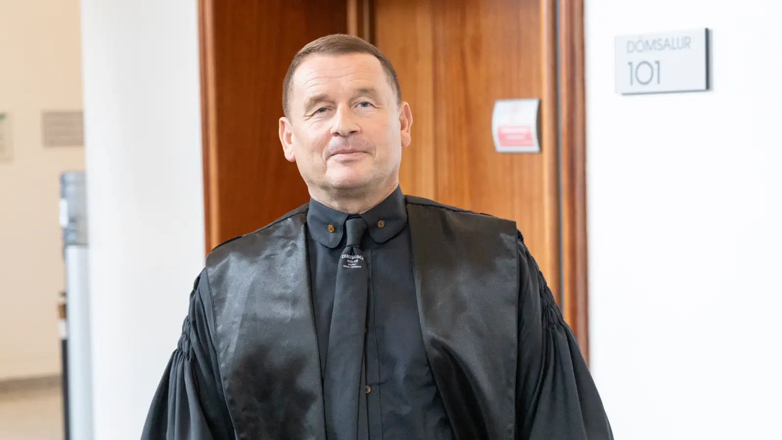 „Það sem verið að kjafta úti í bæ, mér gæti ekki verið meira sama“