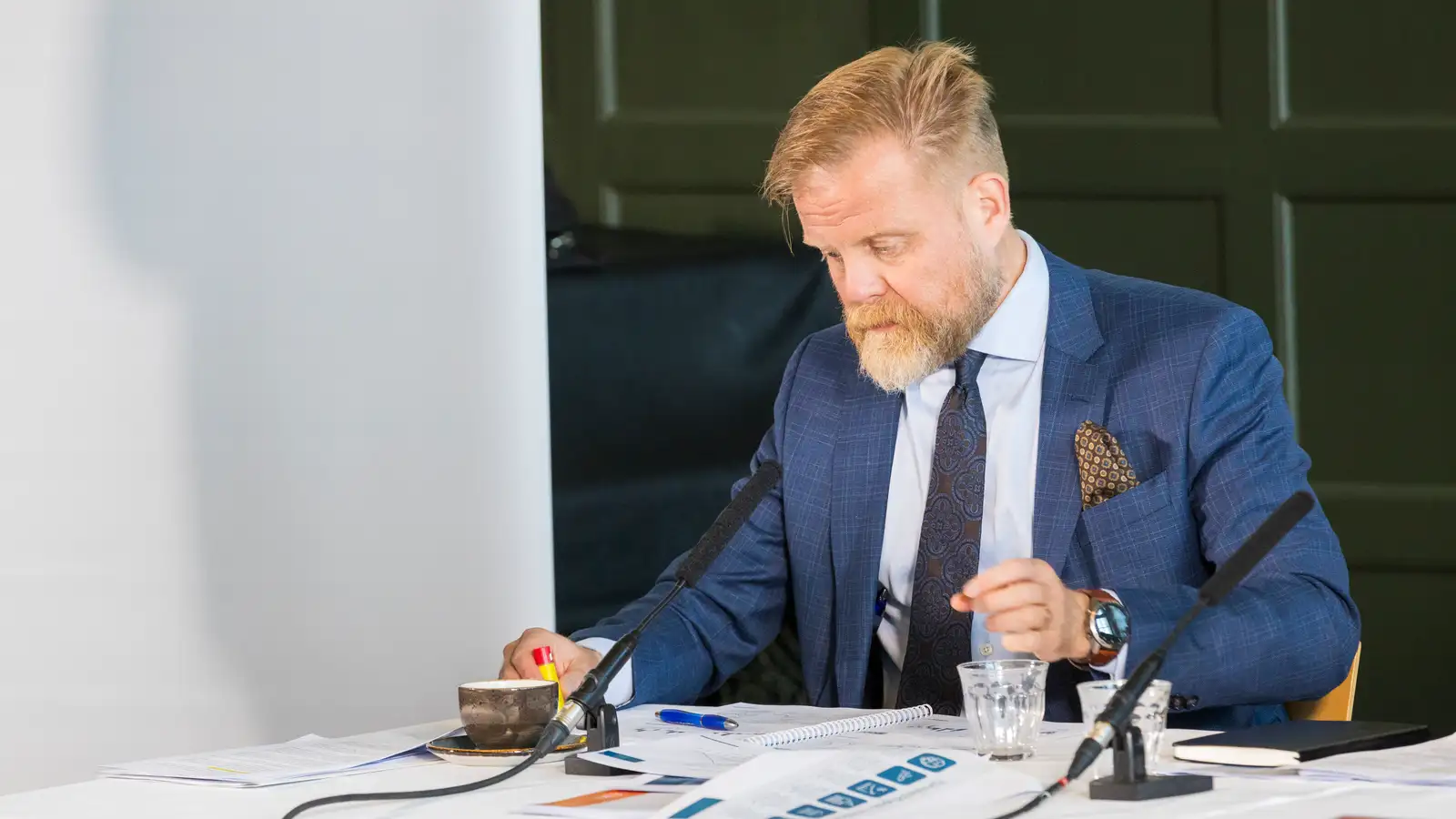 Segja málflutning seðlabankastjóra óboðlegan: „Fólkið hefur þegar tekið skellinn“