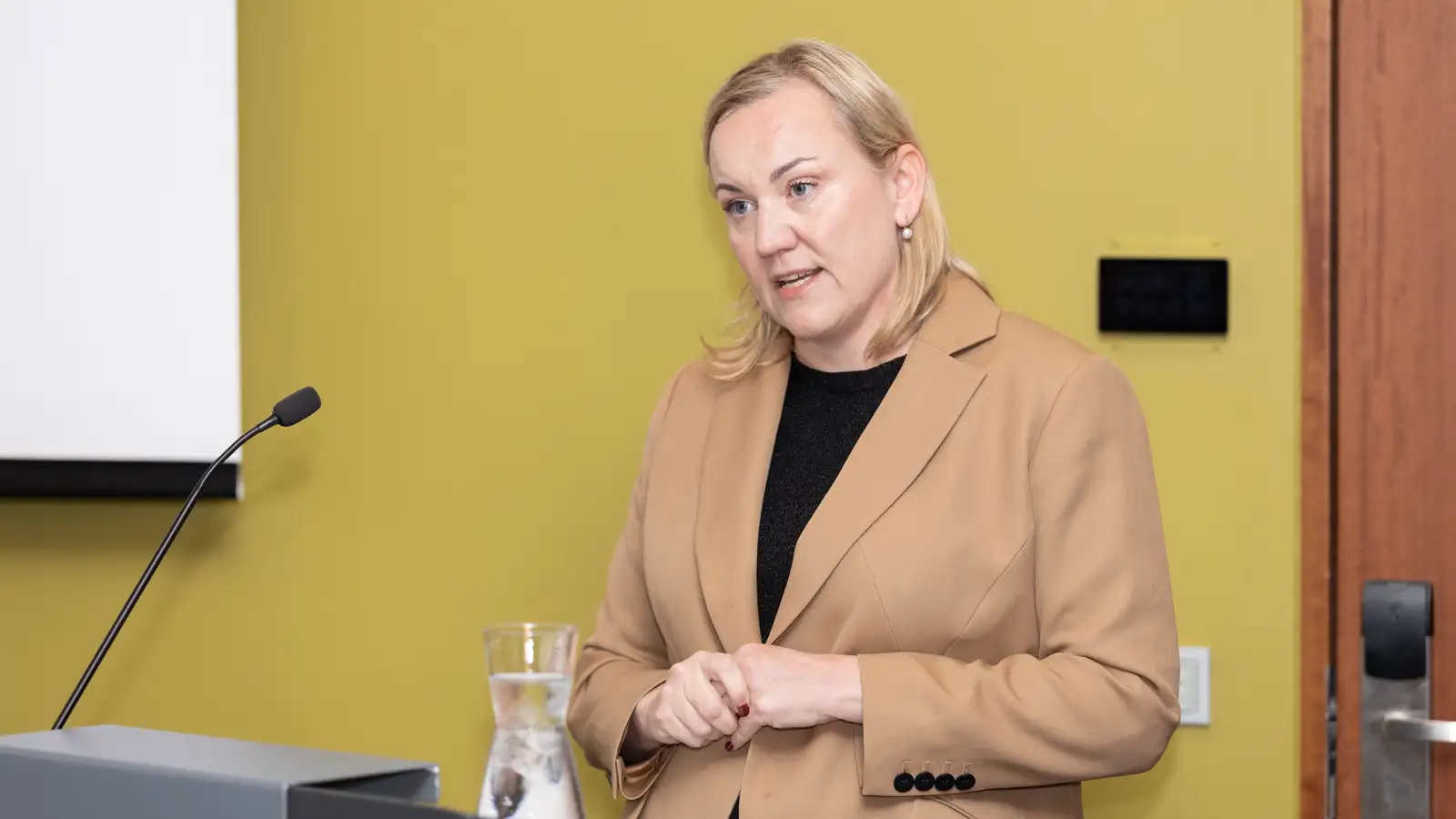 Bætt þjónusta við þolendur, rafrænt eftirlit og nafnbirting vændiskaupenda