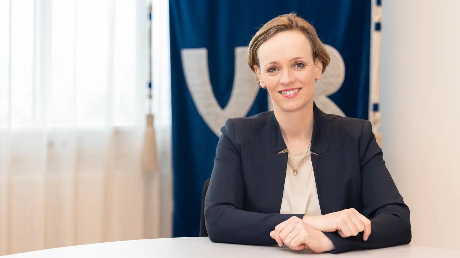 „Klukkan heldur bara áfram að tifa“