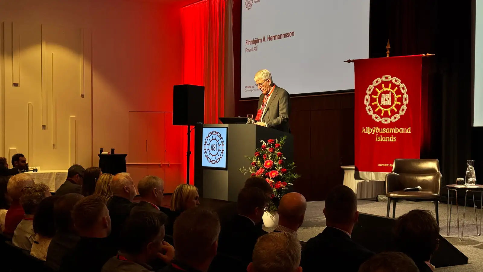 Verkalýðsbaráttan er eilífðarverkefni segir fráfarandi forseti