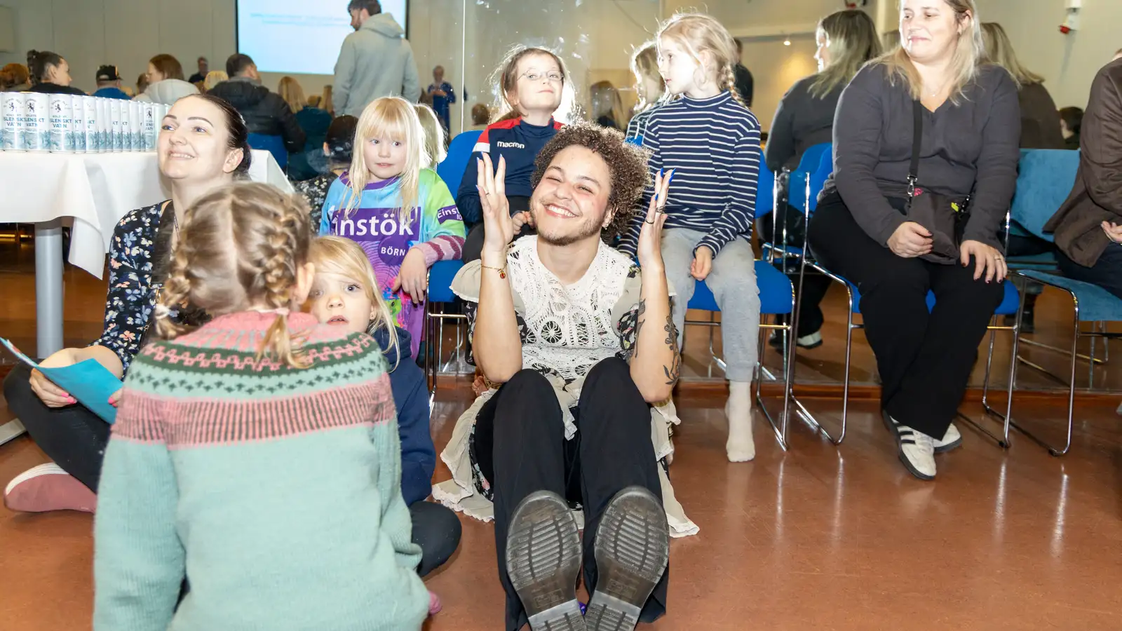 Dagur íslenska táknmálsins haldinn hátíðlegur