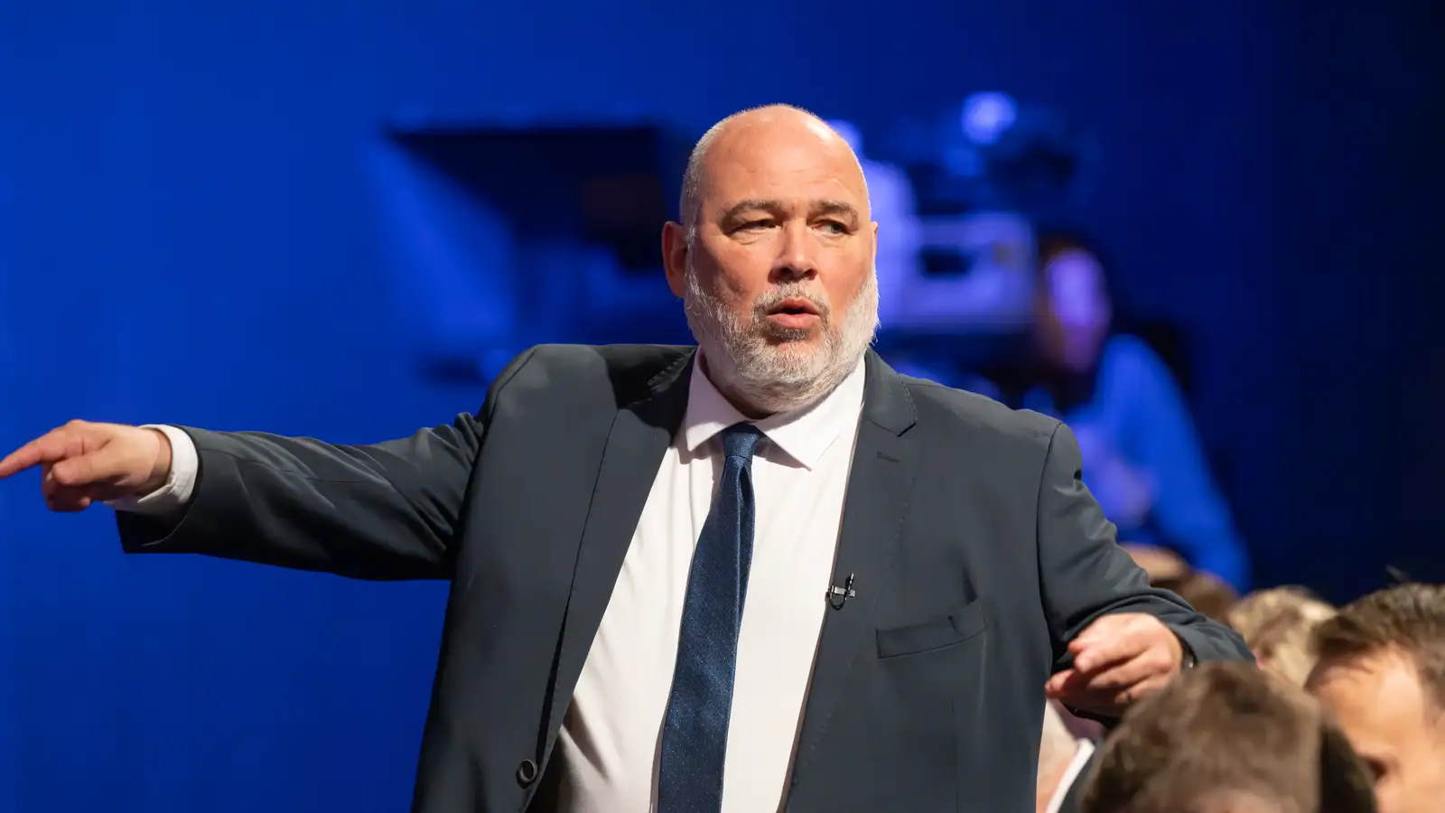 Hyggjast hætta að kaupa auglýsingar á samfélagsmiðlum