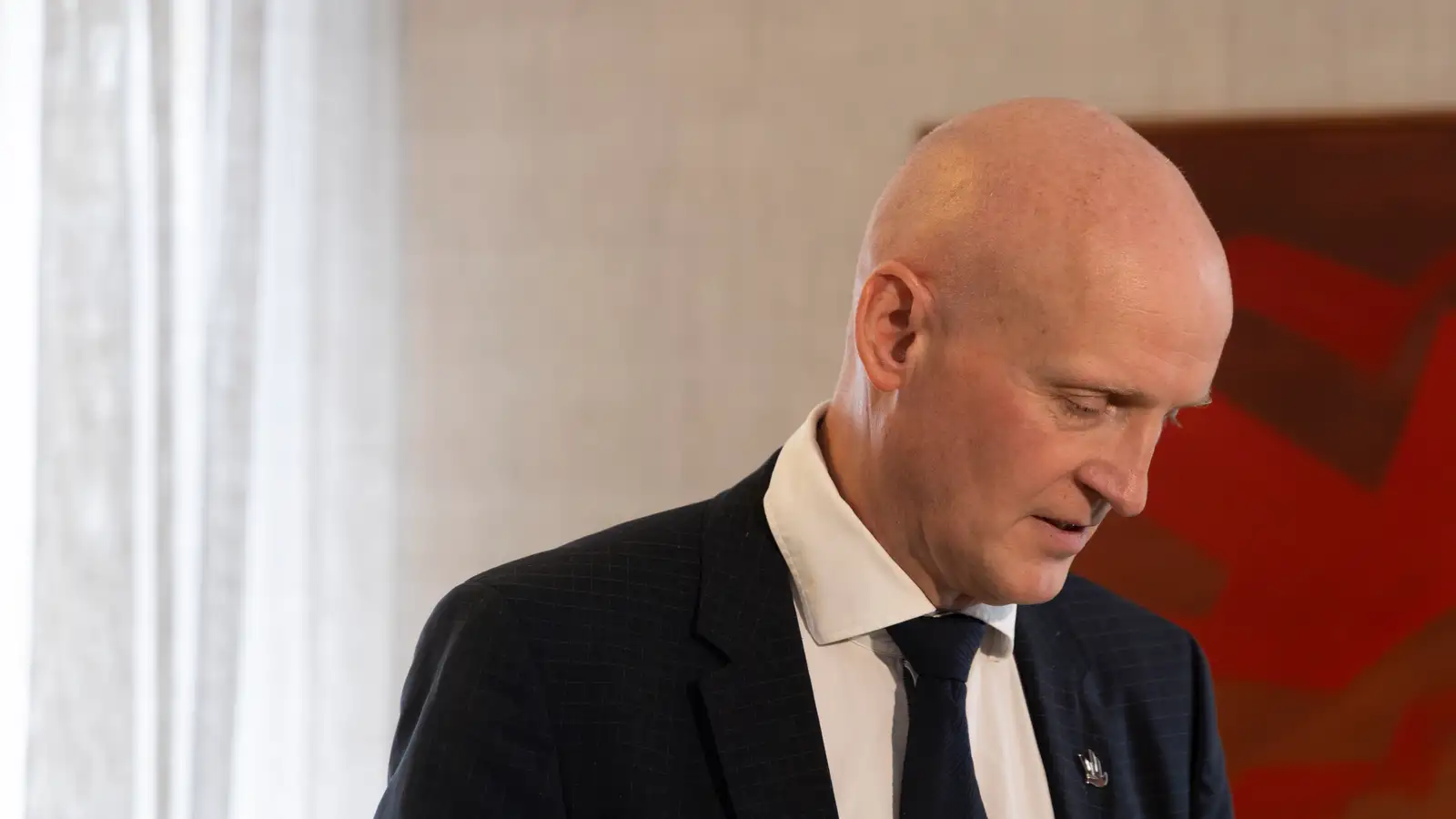 Innviðaráðherra vill hækka niðurgreiðslu Loftbrúar í 9000 krónur á fluglegg