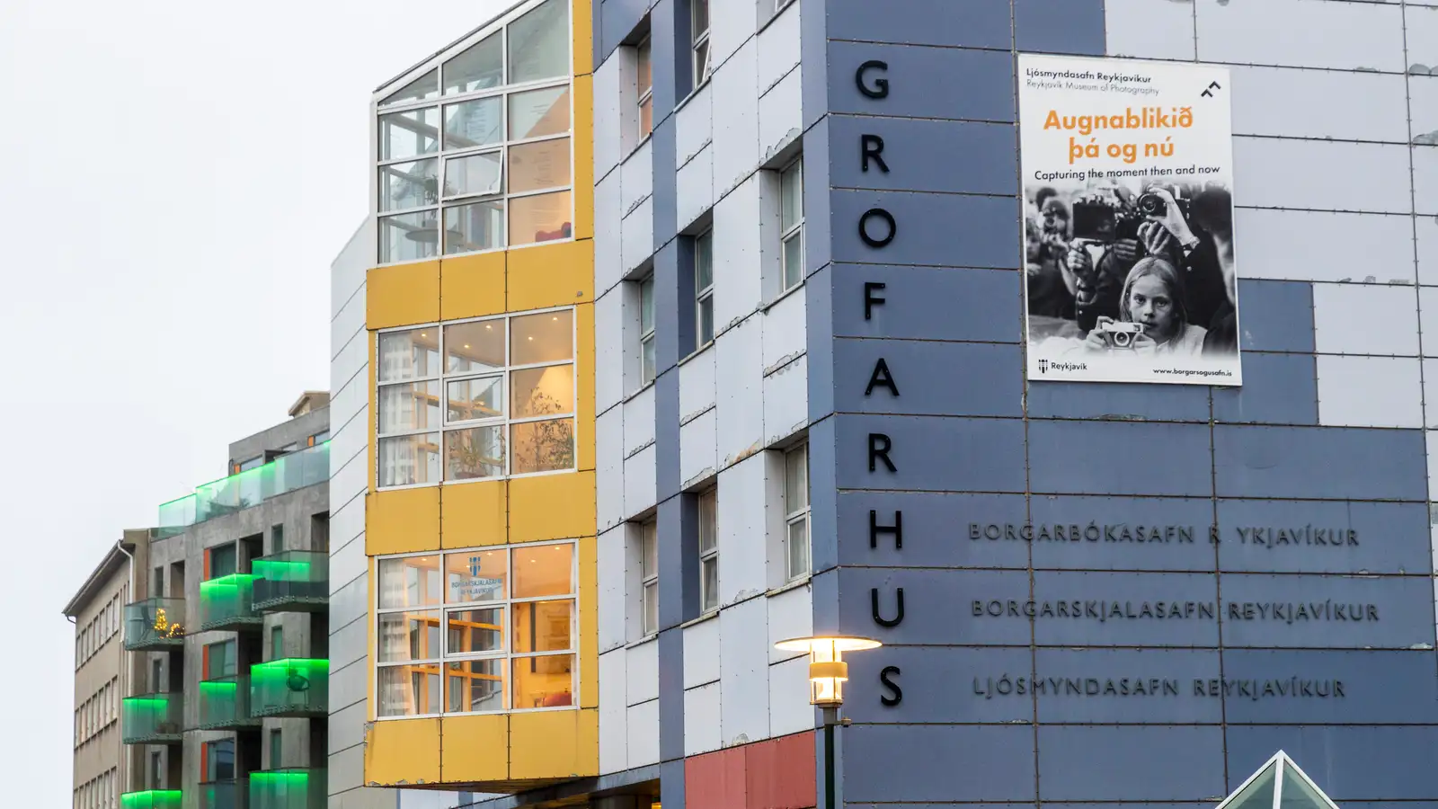 Borgarbókasafninu gert að skera niður um 5%