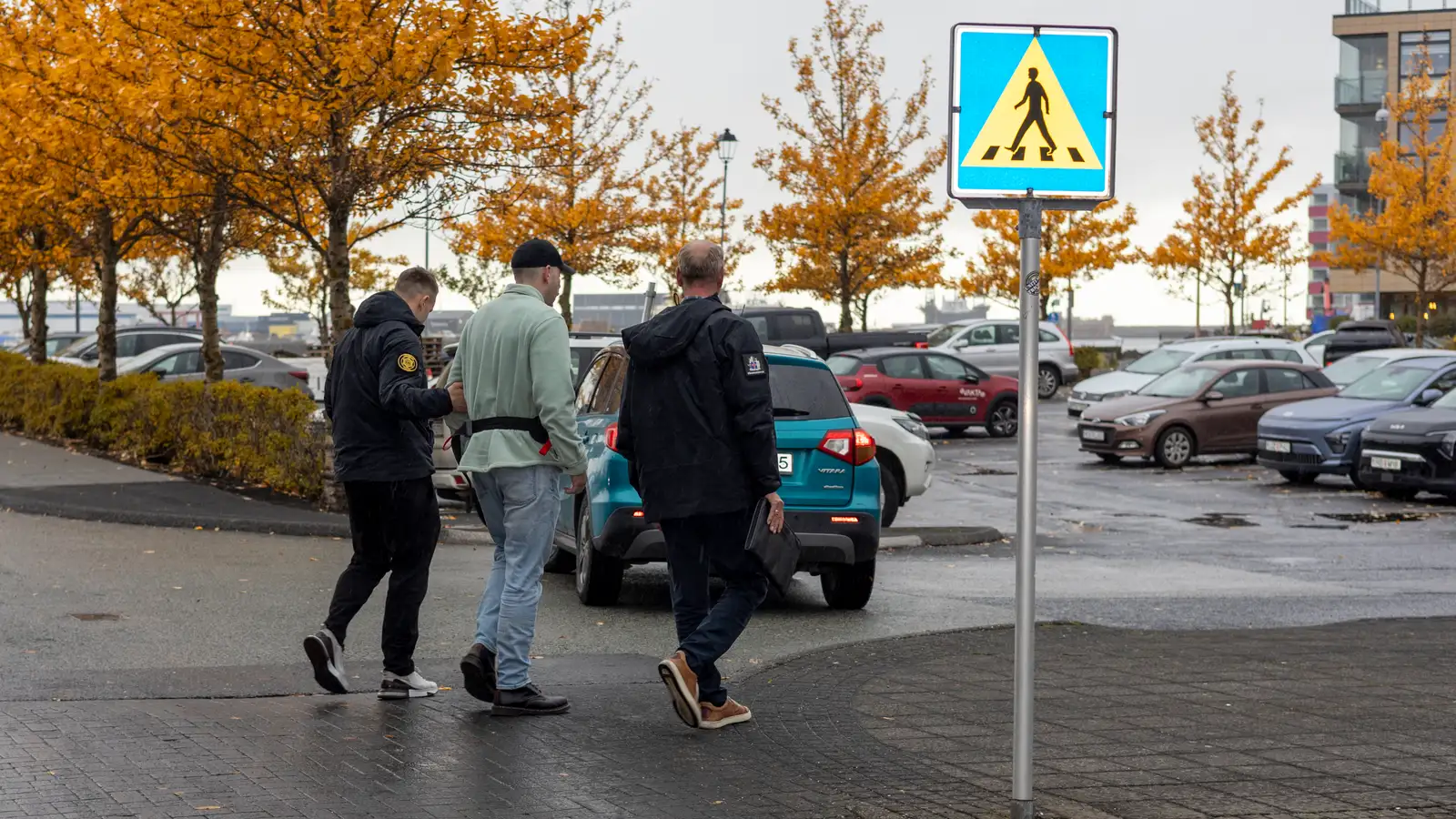 Æskuvinur hins látna sagður hafa skuldað honum milljónir