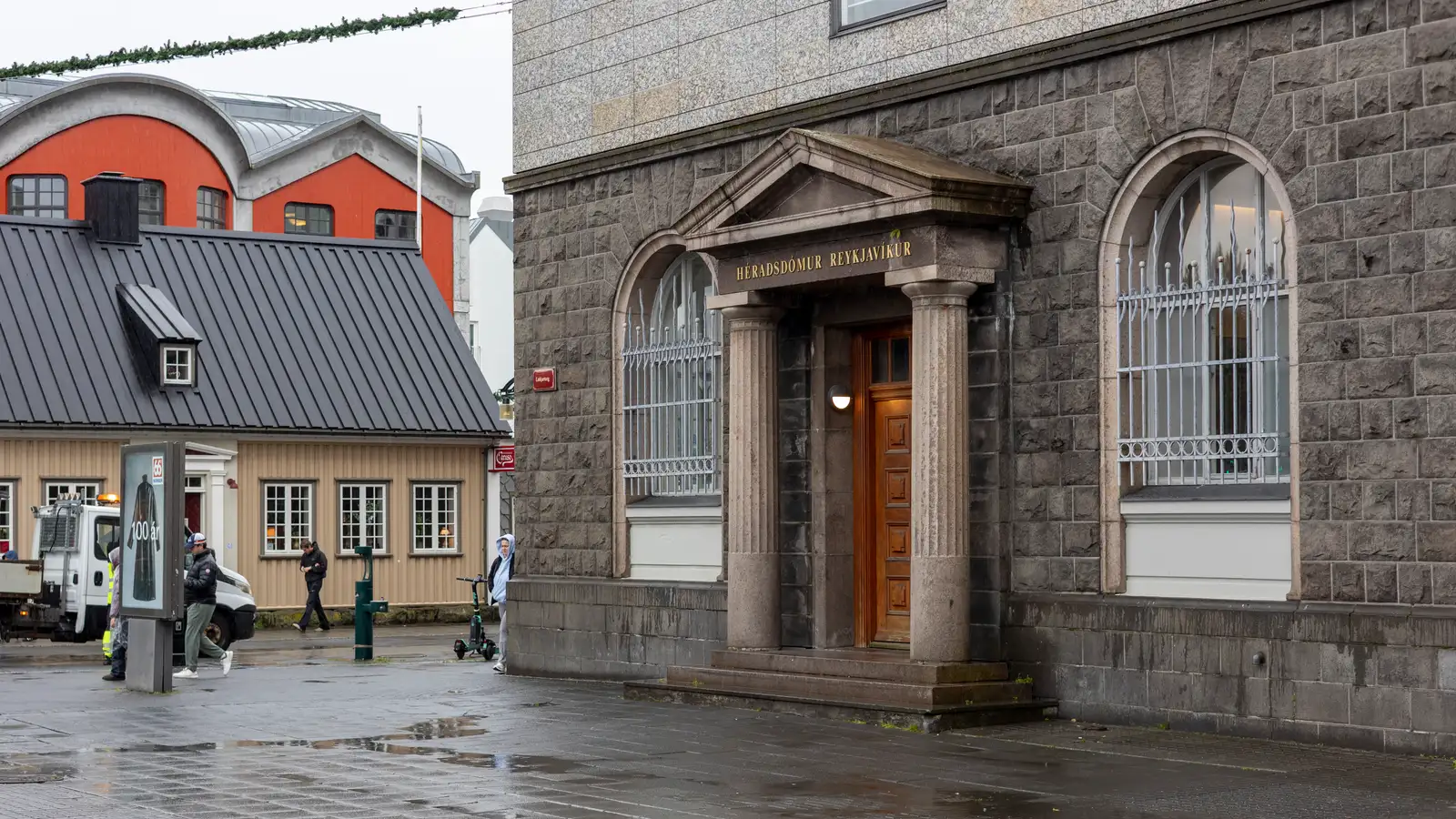 Sýknaður af ákæru um kynferðisbrot gegn 14 ára stúlku