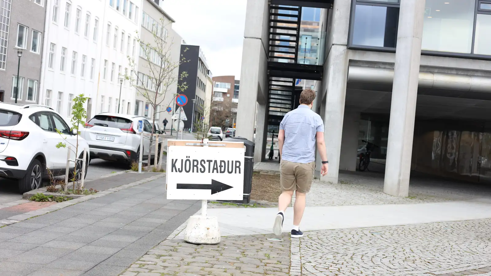 Kjörsókn víða betri það sem af er degi en fyrir fjórum árum