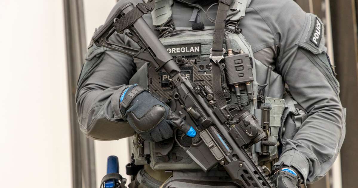 Lögreglan heldur spilunum þétt að sér varðandi aðgerðir í Hveragerði ...