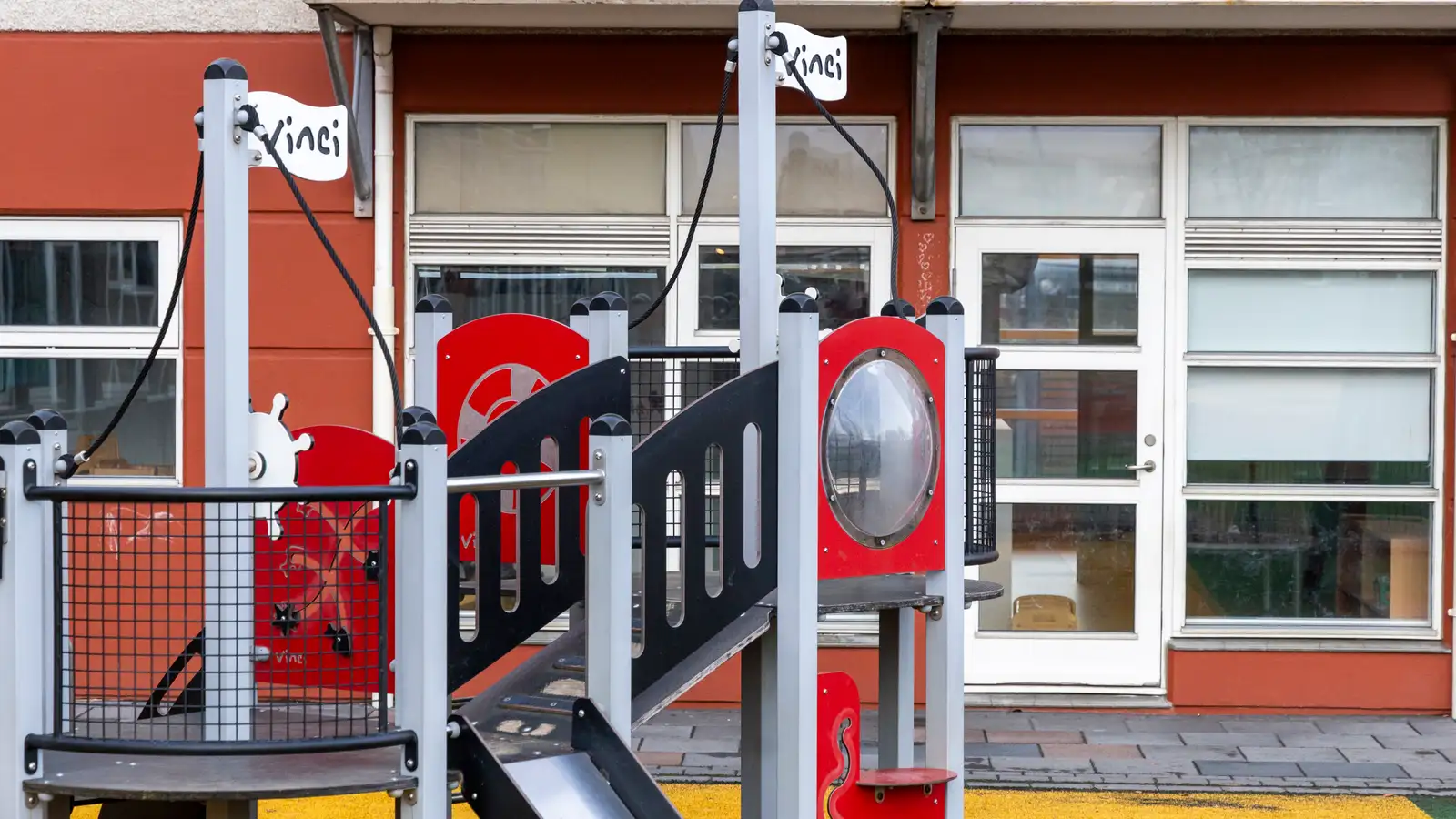 40% ófaglærðra starfsmanna á leikskólum ná ekki endum saman