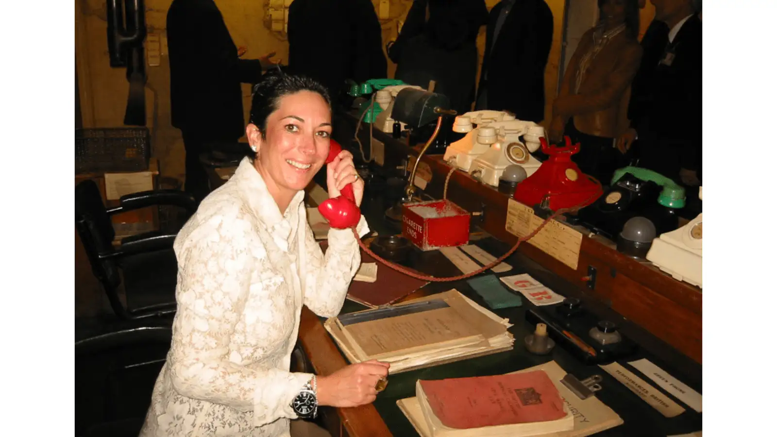 Maxwell til í að tala ef Trump veitir henni náðun