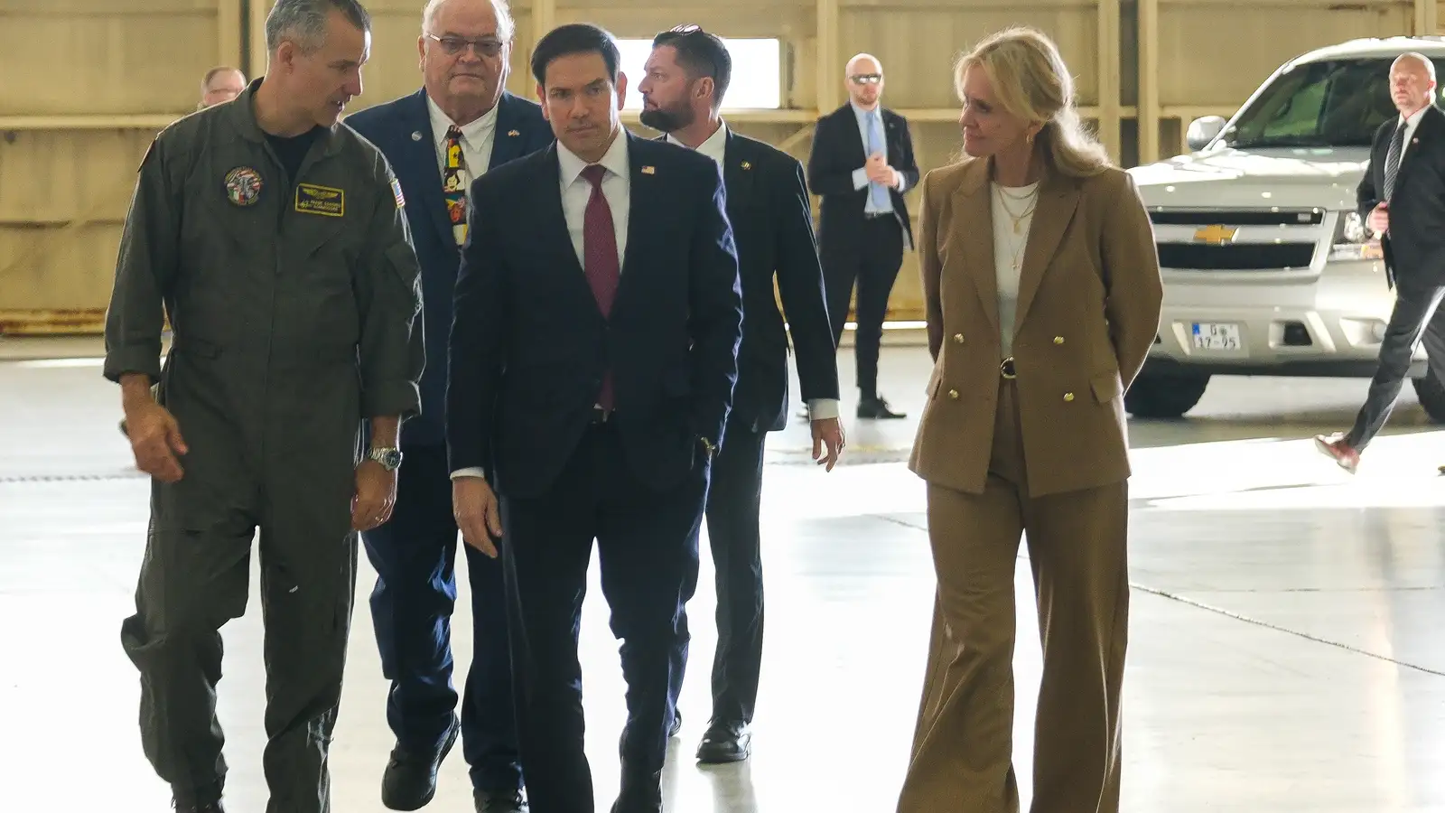 Opinn fyrir frekari uppbyggingu í varnarmálum