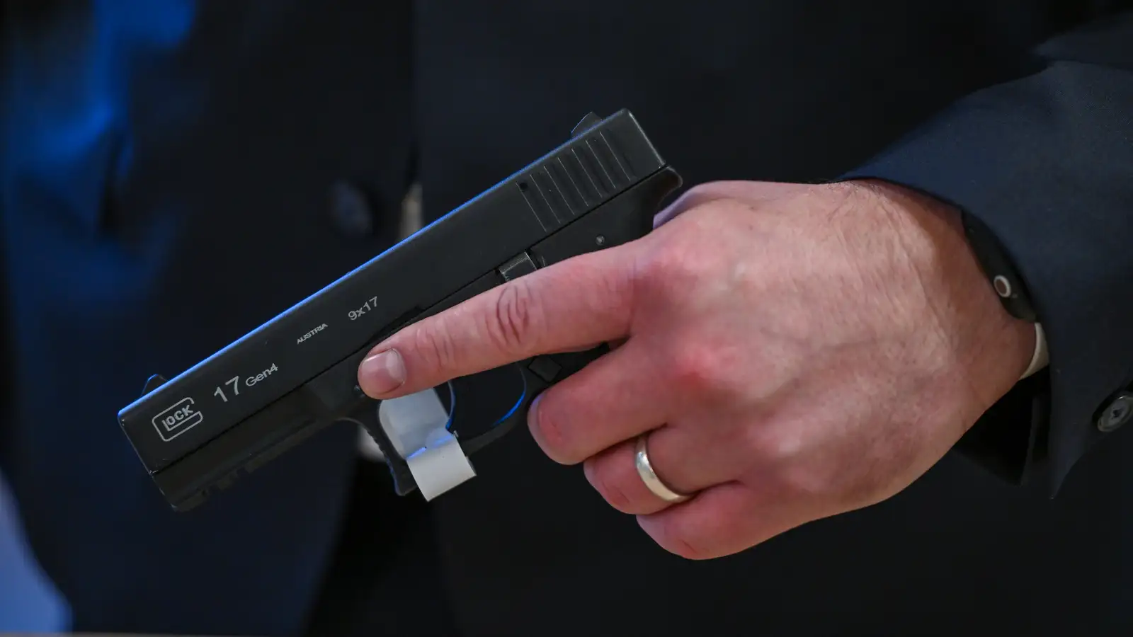 Nokkrir meintir Hamas-liðar í haldi lögreglu grunaðir um skipulagningu árása á Ísrael og stofnanir gyðinga