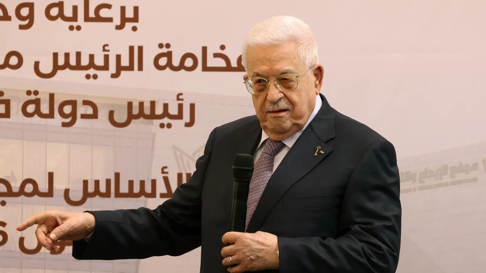 Abbas fær ekki vegabréfsáritun til að ávarpa Allsherjarþing Sameinuðu þjóðanna