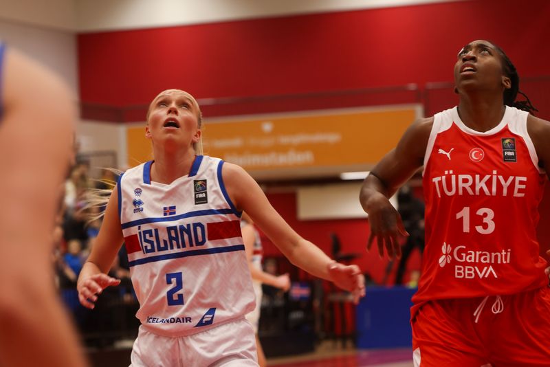 Svipmyndir úr leik Íslands og Tyrklands í undankeppni EM kvenna í körfubolta 2024. Leikið var á Ásvöllum 12.11.2023.
