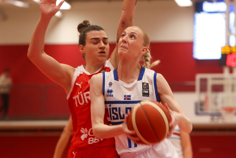 Svipmyndir úr leik Íslands og Tyrklands í undankeppni EM kvenna í körfubolta 2024. Leikið var á Ásvöllum 12.11.2023.