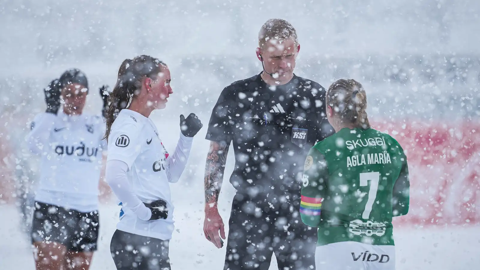 Kyngir niður í Kópavogi og leik frestað